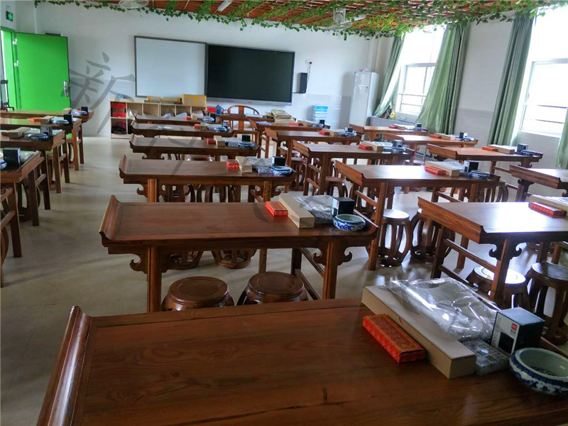 創意<a href='http://m.bzker.cn/chanpin/57-1.html' target='1' style='font-size:18px; font-weight:bold; color:#000000;'>書法功能室</a>