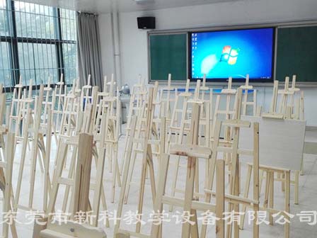 <a href='http://m.bzker.cn/chanpin/56-1.html' target='1' style='font-size:18px; font-weight:bold; color:#000000;'>美術功能室</a>
